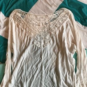 3/4 sleeve American Eagle blouse